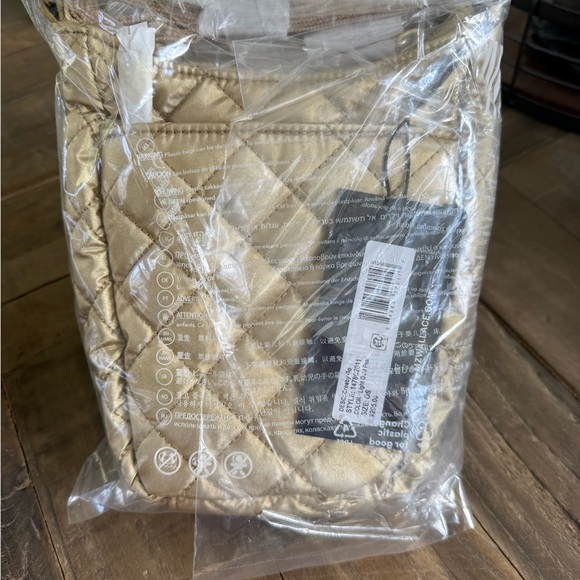 NWT MZ Wallace light gold pearl metallic Crosby Go - Picture 7 of 7